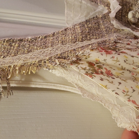 Ruffle Tank Top - Picture 2 of 6